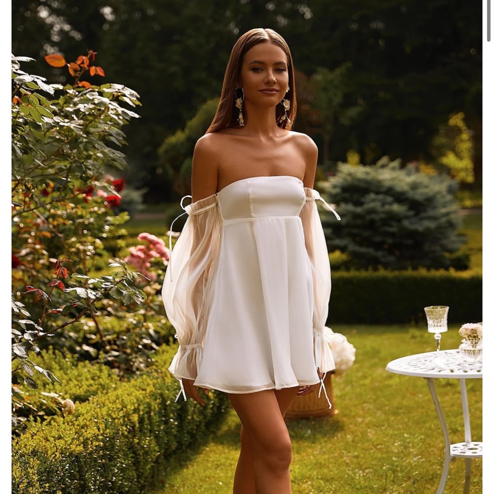 New mini dress from Alamour the Label